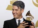 Paul Epworth coge su premio como productor del a&ntilde;o
