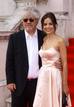 Pedro Almod&oacute;var y Elena Anaya asistieron al estreno en Londres de la &uacute;ltima pel&iacute;cula del director manchego, La piel que habito.