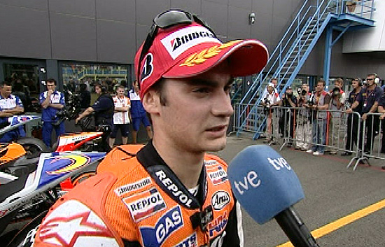 Ver v&iacute;deo  'Pedrosa: "Aqu&iacute; es importante la primera l&iacute;nea".'