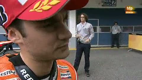 Ver v&iacute;deo  'Pedrosa: "La carrera ser&aacute; larga"'