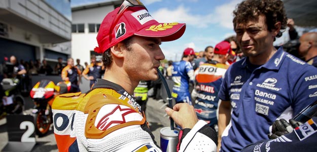 Dani Pedrosa, segundo mejor tiempo en los entrenamientos oficiales del GP de Portugal Dani Pedrosa, segundo mejor tiempo en los entrenamientos oficiales del GP de Portugal