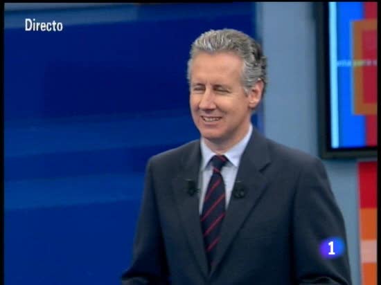 Tengo una pregunta para usted - &iquest;Se le ha pasado por la cabeza dimitir?'