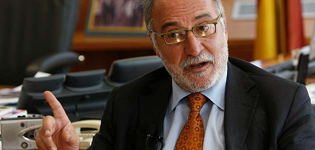 Pere Navarro, director general de Tr&aacute;fico, sugiere que se preguntar&aacute; a los ciud