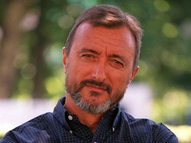 P&aacute;gina 2 - Arturo P&eacute;rez-Reverte 09/03/2010