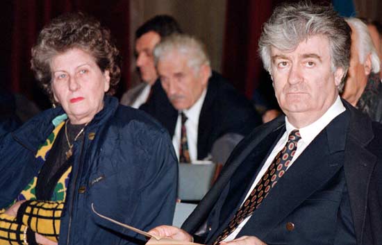 Perfil de Radovan Karadzic, detenido en Serbia