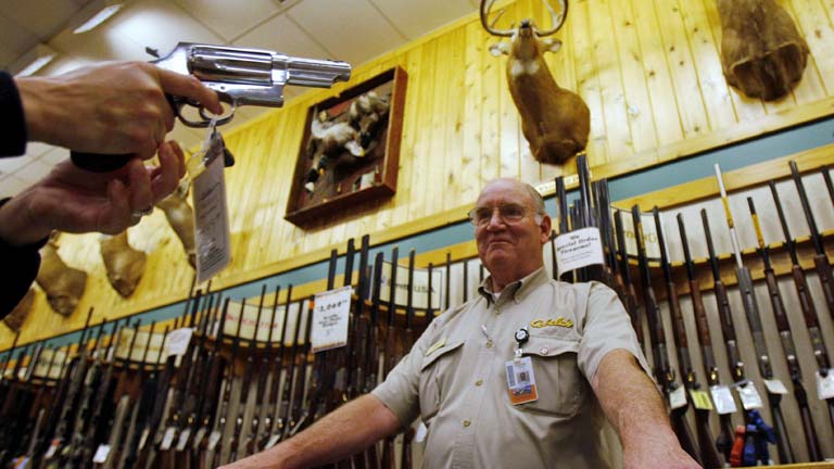 El estado de Iowa decide conceder a los ciegos permiso de armas de fuego