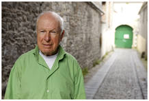 Peter Brook dejó atrás eso que había logrado con cierta facilidad y se replanteó su aproximación al teatro Peter Brook dejó atrás eso que había logrado con cierta facilidad y se replanteó su aproximación al teatro