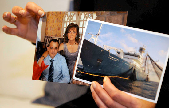 Las familias piden al Gobierno la liberaci&oacute;n "inmediata" de los marineros del Alakrana