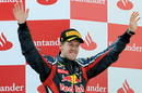 El piloto alem&aacute;n, Sebastian Vettel, del equipo Red Bull, celebra su victoria en el Gran Premio de Espa&ntilde;a de F&oacute;rmula 1.