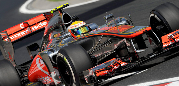 El piloto británico de Fórmula Uno Lewis Hamilton, de McLaren, conduce su monoplaza durante los entrenamientos libres en el circuito Hungaroing en Mogyorod en Hungría El piloto británico de Fórmula Uno Lewis Hamilton, de McLaren, conduce su monoplaza durante los entrenamientos libres en el circuito Hungaroing en Mogyorod en Hungría