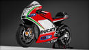 El piloto estadounidense tambi&eacute;n luce el verde, blanco y rojo en su moto.