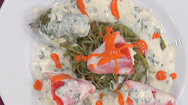 Saber Cocinar - Pimientos rojos y verdes rellenos de bacalo en crema - 06/10/11