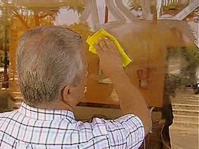Espa&ntilde;a Directo - Pintadas corrosivas