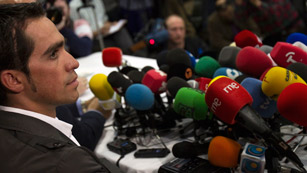 Ver v&iacute;deo  'Pinto respalda a Contador'