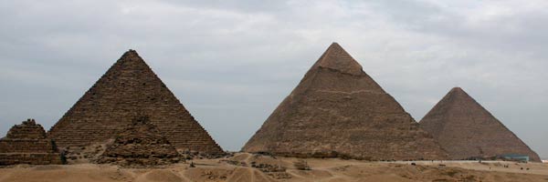 Las pir&aacute;mides de Egipto sufren filtraciones