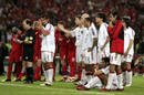 Pirlo con sus compa&ntilde;eros durante la tanda de penaltis que les priv&oacute; de ganar la Champions en 2005 ante el Liverpool