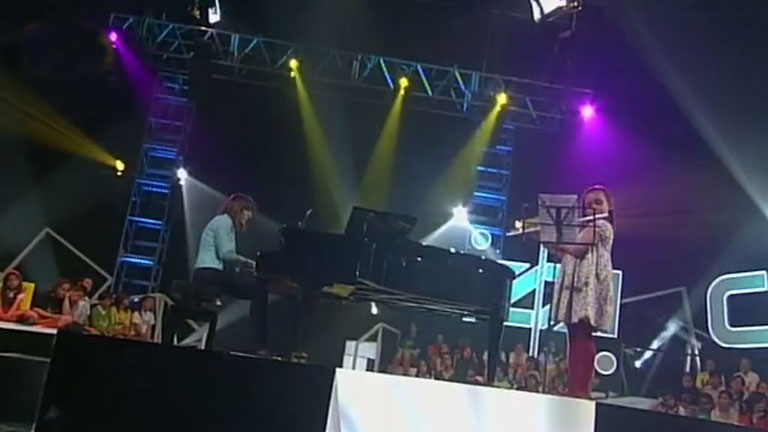 TOCA QUE TE TOCA: LAURA PILAR PALOP (8 A&Ntilde;OS)