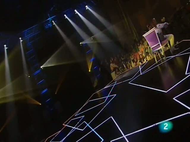 Julia Polo toca chelo en Pizzicato