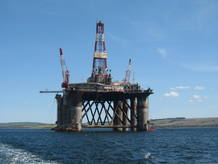 Plataforma petrolera Ocean Guardian que opera en aguas de las Malvinas Plataforma petrolera Ocean Guardian que opera en aguas de las Malvinas