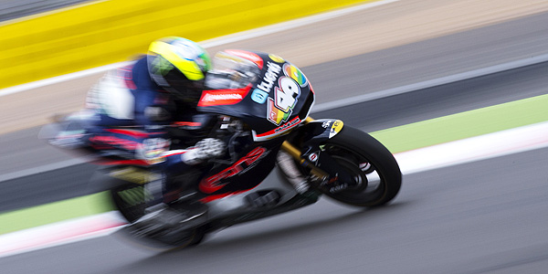 Pol Espargar&oacute; en cabeza durante el GP de Gran Breta&ntilde;a.