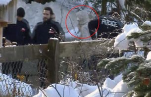 Ver v&iacute;deo  'Polanski llega a su chalet en Gstaad'