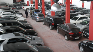 La polic�a investiga el robo de 19 coches de alta gama en un concesionario de Madrid
