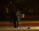 La polic&iacute;a investiga en la zona del atentado