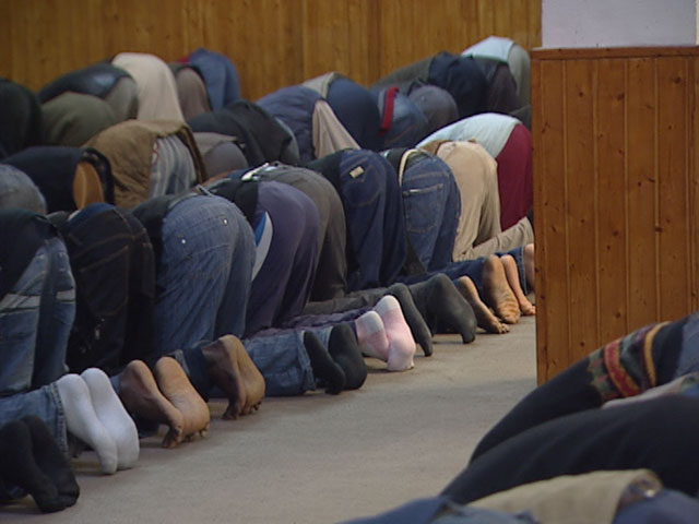 Grupos radicales islamistas vigilan que los musulmanes que viven en Espa&ntilde;a cumplan la ley isl&aacute;mica 