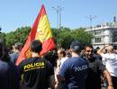 Polic&iacute;as y bomberos se manifestan en Madrid