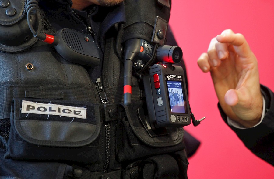 Los polic&iacute;as tambi&eacute;n pueden llevar grabadoras