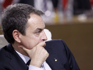 Ver v&iacute;deo  'Los pol&iacute;ticos exigen una respuesta urgente desde Europa que garantice la deuda espa&ntilde;ola'