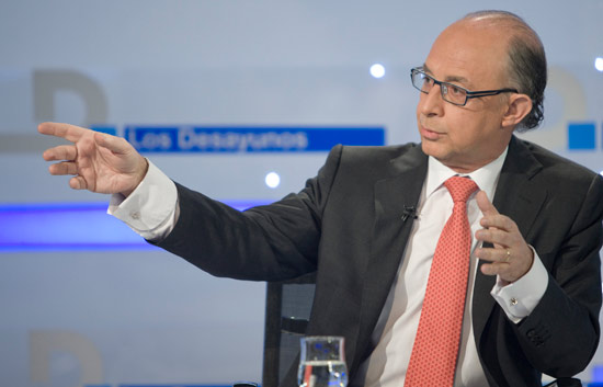 Montoro aboga por bajadas selectivas del IVA