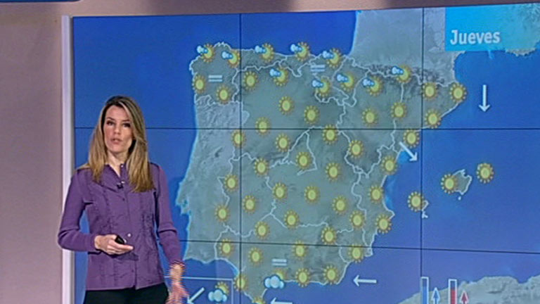 Predominio de cielo poco nuboso o despejado