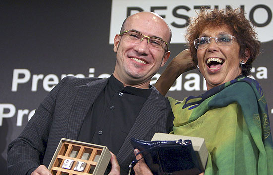 Maruja Torres gana el Nadal con "Esperadme en el cielo" 
