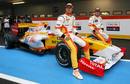 El b&oacute;lido est&aacute; adaptado a la normativa impuesta por la FIA para 2009.