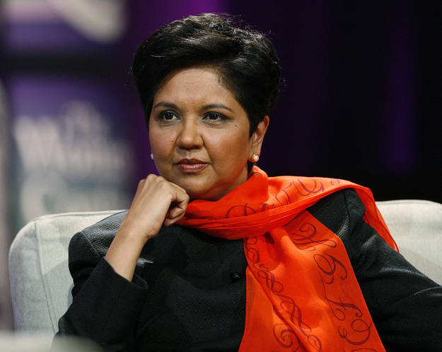 La presidenta de Pepsi, Indra Nooyi, una de las m&aacute;s poderosas
