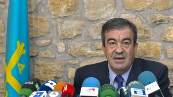 El presidente de Asturias, Francisco &Aacute;lvarez Cascos, este martes, en Los Desayunos