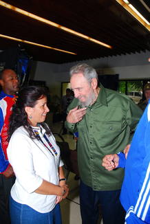 EX PRESIDENTE CUBANO FIDEL CASTRO VISITA EL PUEBLO DE ARTEMISA EX PRESIDENTE CUBANO FIDEL CASTRO VISITA EL PUEBLO DE ARTEMISA
