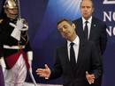 El presidente franc&eacute;s, Nicol&aacute;s Sarkozy, gesticula antes de su reuni&oacute;n de emergencia sobre la crisis griega