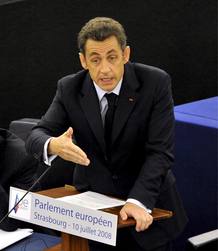 El presidente franc&eacute;s, Nicol&aacute;s Sarkozy, interviene en una sesi&oacute;n del Parlamento Europeo en Estrasburgo. El pa&iacute;s galo ocupa la presidencia de la Uni&oacute;n Europea durante los pr&oacute;ximos seis meses.