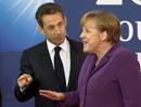 El presidente franc&eacute;s Nicol&aacute;s Sarkozy, recibe a la canciller alemana Angela Merkel