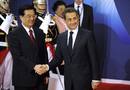 El presidente franc&eacute;s, Nicol&aacute;s Sarkozy, recibe a su hom&oacute;logo chino, Hu Jintao