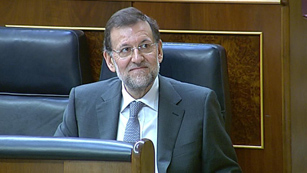 Ver v&iacute;deo  'El presidente de Gobierno responde a los periodistas en los pasillos'