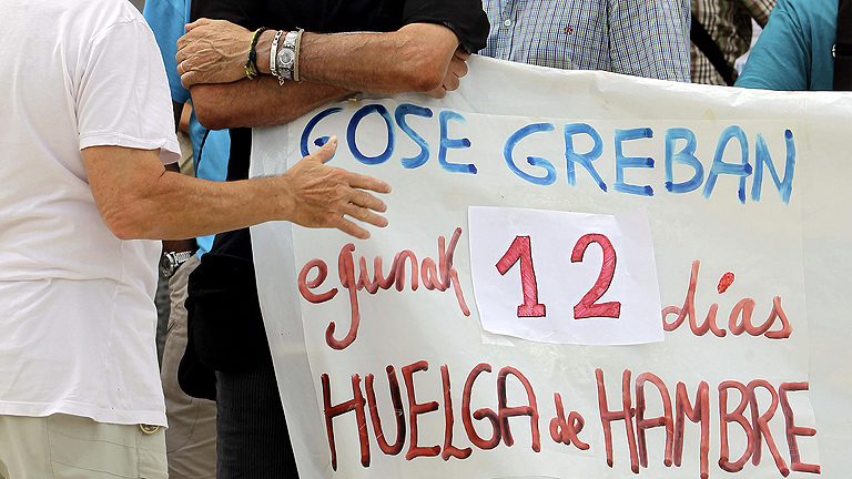 Instituciones Penitenciarias niega cualquier trato de favor hacia los presos etarras enfermos