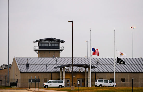Los presos de Guant&aacute;namo ir&aacute;n a una c&aacute;rcel del estado de Illinois