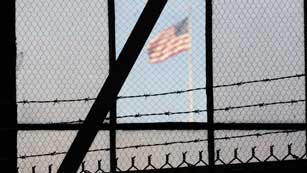 Ver vídeo  'Los presos de Guantánamo protestan con una huelga de hambre'