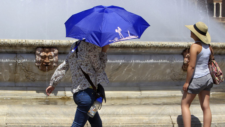 Consejos para evitar la deshidrataci&oacute;n en la ola de calor