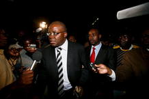 EL PRIMER MINISTRO DE ZIMBABUE MORGAN TSVANGIRAI QUEDÓ HERIDO DESPUÉS DE UN ACCIDENTE DE TRANSITO EL PRIMER MINISTRO DE ZIMBABUE MORGAN TSVANGIRAI QUEDÓ HERIDO DESPUÉS DE UN ACCIDENTE DE TRANSITO