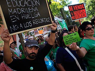 Ver v&iacute;deo  'Primera jornada de paro en los institutos de Secundaria de Madrid'