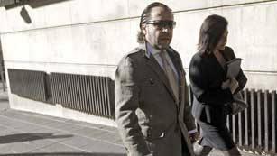 Ver v&iacute;deo  'Los principales acusados en el caso G&uuml;rtel se niegan a declarar'